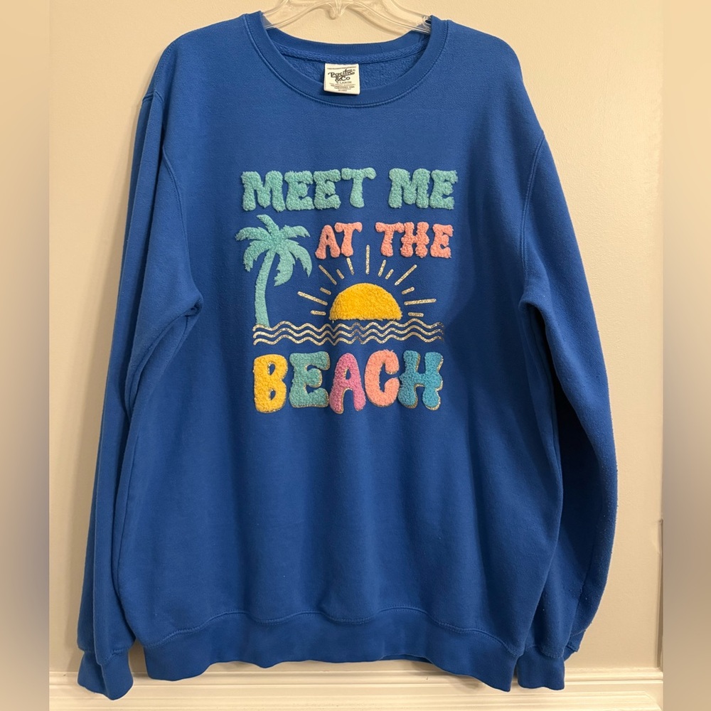 Meet Me At The Beach sweatshirt, XL, blue, EUC